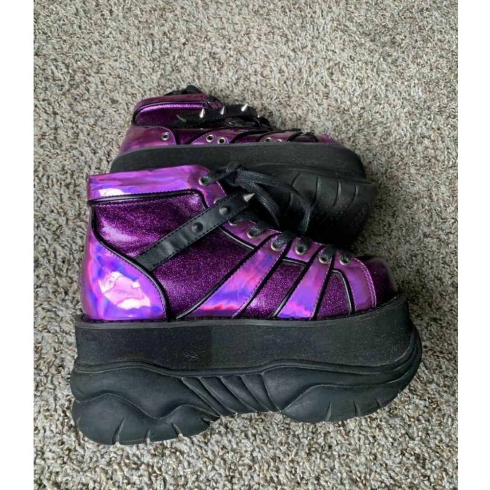 Demonia NEPTUNE-100 Platform Boots